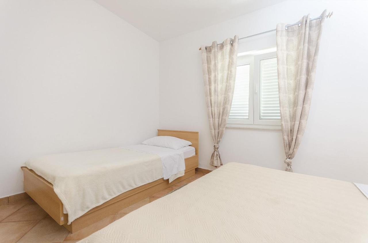Apartments Karolina Βόντιτσε Εξωτερικό φωτογραφία